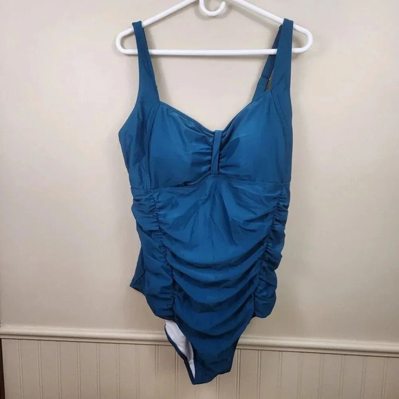 New‎ DACI Swimsuit Ruched Sides Flattering Tummy Control Teal Blue NWT SZ 20W - Picture 1 of 12